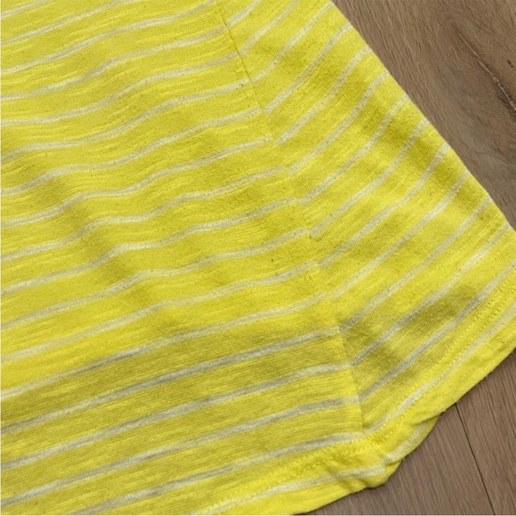 Anthropologie Left of Center Cutout Back Short Sleeve Tee Shirt Top Yellow XS - Picture 6 of 13